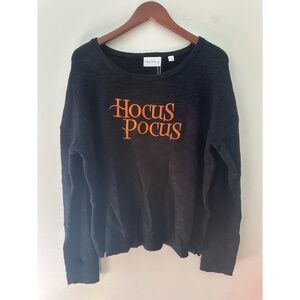 NWT Mia & Tess Black Hocus Pocus Halloween Long Sleeve Crew Neck Sweater
